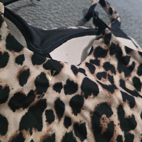 Victoria's Secret Lightweight Sport Bra Womens 34B Leopard Animal Print - Picture 3 of 7